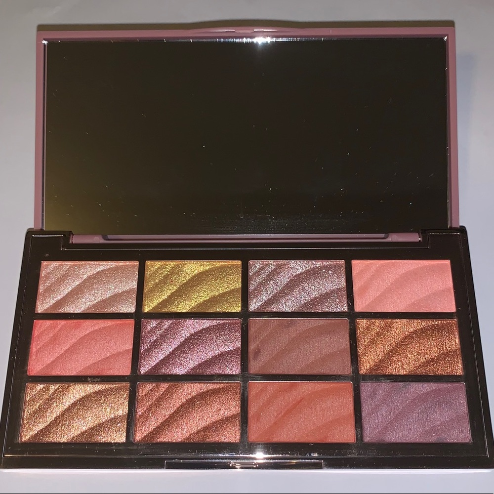 Ciate London-velvet eyeshadow palette